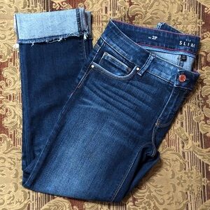 White House Black Market Size 2P Petite- The Slim Crop Ankle Jeans